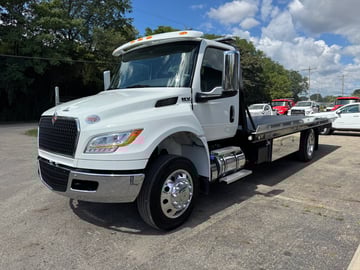 2025 International MV with Century 12S LCG (White) - 300 HP
